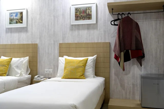 غرفة سوبيريور بسريرين منفصلين لذوي الإعاقة، Lighthouse Hotel Shortstay Atdamansara Uptown 1/3
