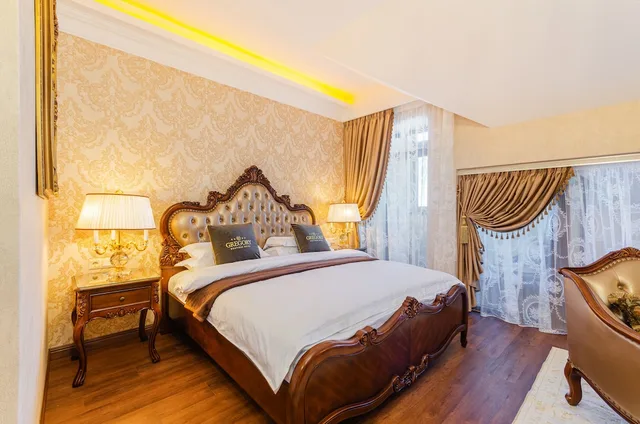 غرفة ديلوكس بسرير كينج، GREGORY Boutique Hotel Chisinau 1/3