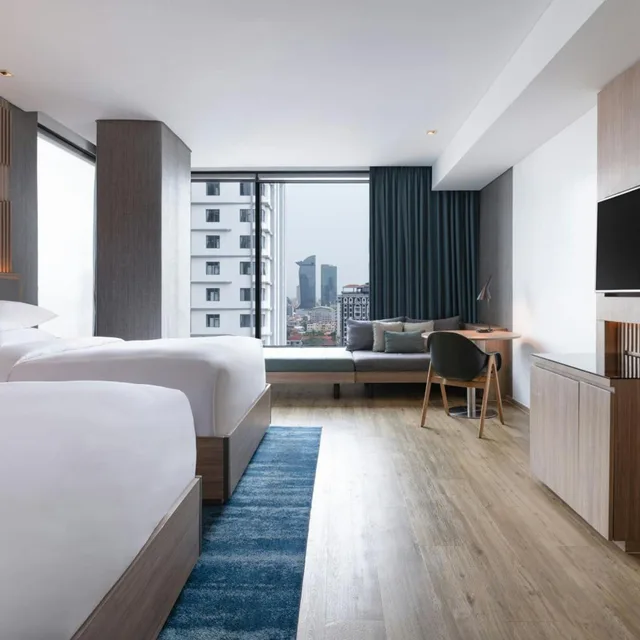 غرفة ديلوكس تنفيذية بسريرين منفصلين مع أريكة، Courtyard Phnom Penh 2/9