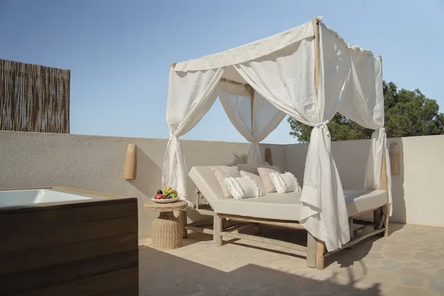 Sky, Grand, Suite, Twin Beds, Sofa, Hot Tub، MAR SUITES FORMENTERA BY UNIVERSAL BEACH HOTELS 7/8