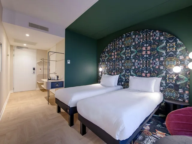 غرفة بسريرين منفصلين بإطلالة على المتنزه، ibis Styles Rotterdam Ahoy 6/9