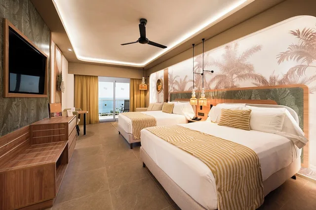 جناح جونيور بإطلالة على البحر، Riu Palace Peninsula All Inclusive 2/9