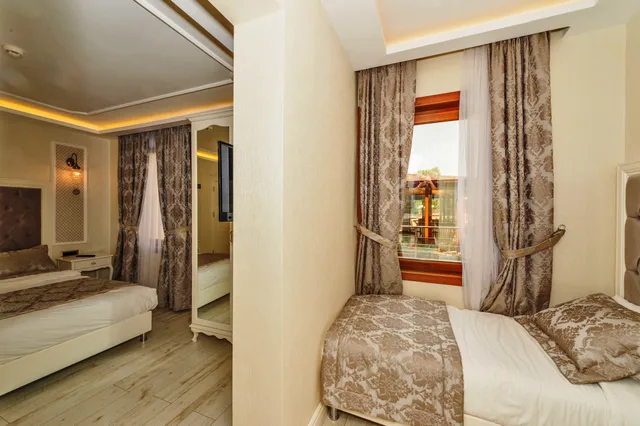 غرفة قياسية ثلاثية بسرير فردي، Zeynep Sultan Hotel 6/6