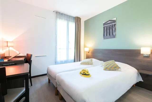 Upgrade, Twin Beds، Comfort Aparthotel Nimes Centre 2/2