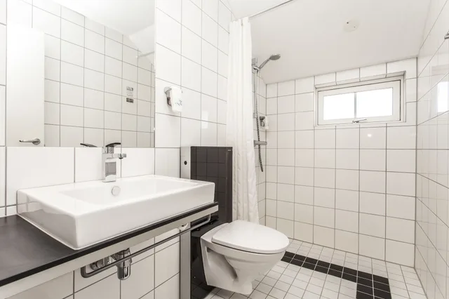 Standard, Queen Bed, Reenskaug Hotel 3/3