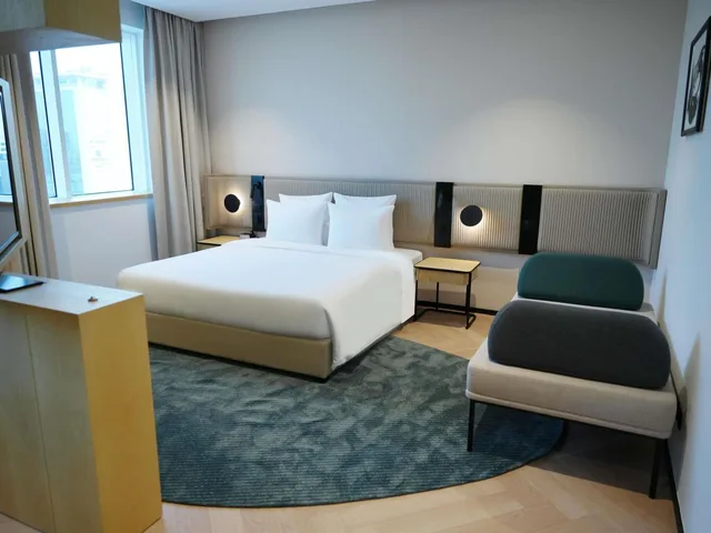 جناح جونيور بسرير كينج وسرير كوين، نوفوتيل العنود(Novotel Riyadh Al Anoud) 3/10