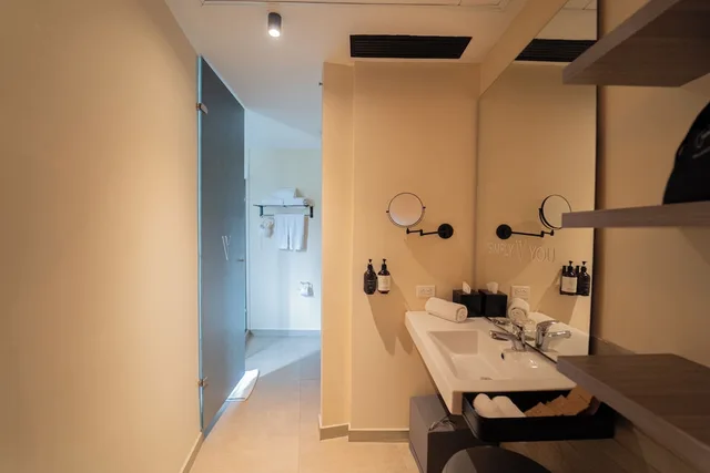 جناح عائلي بسرير كينج بإطلالة على المدينة، V Grand Hotel, a member of Radisson Individuals 10/10