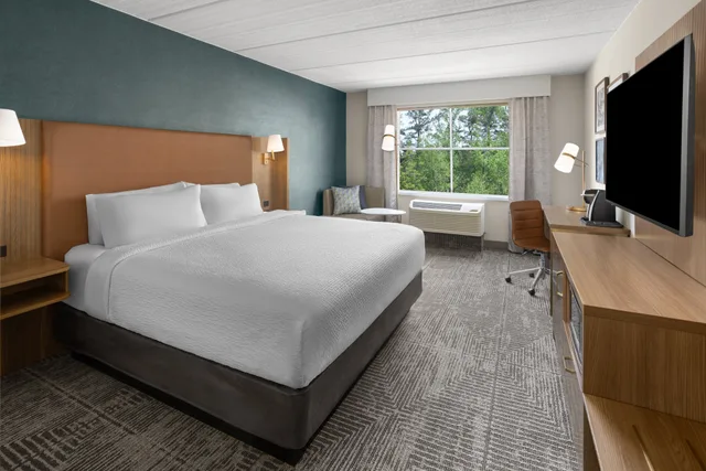 Leisure, King Bed، Holiday Inn South Kingstown (Newport Area) 1/5