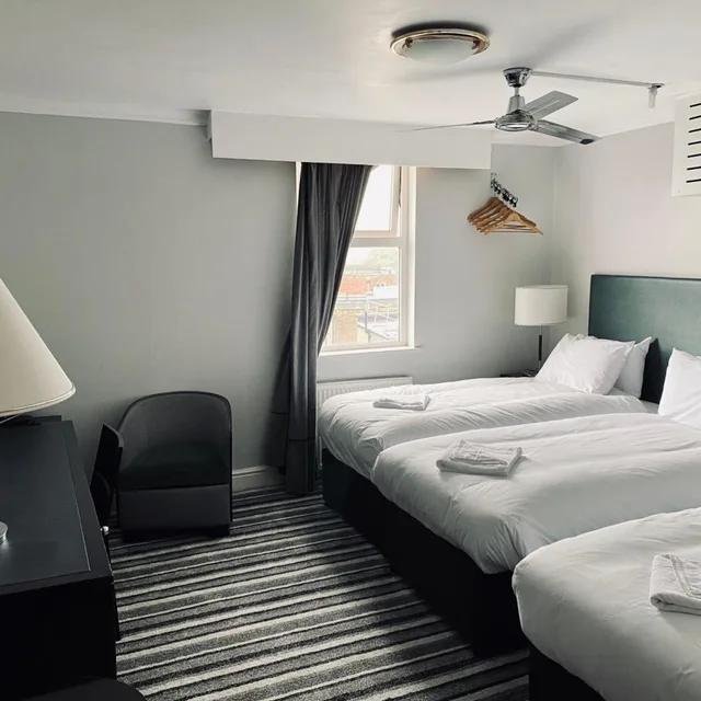 Standard, Triple, Single Bed, My Place 4/10