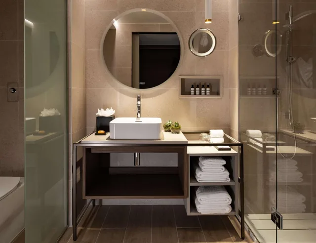 Regency, Suite, King Bed, Balcony، Hyatt Regency Malta 7/7