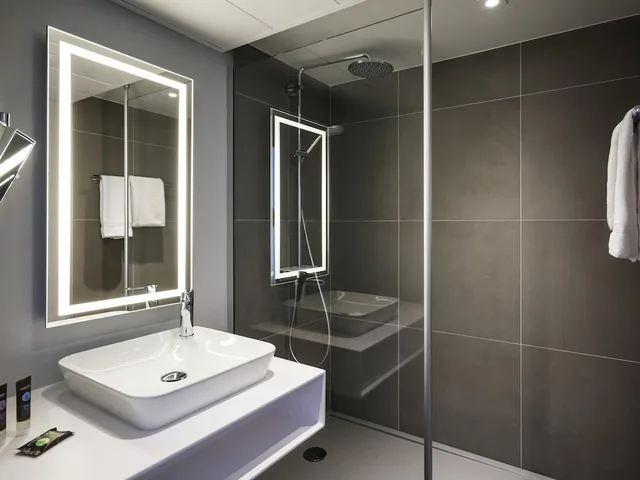 غرفة تنفيذية بسرير مزدوج، Novotel Paris Saclay 1/3