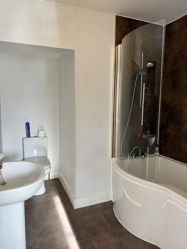 جناح بسرير كينج وسرير فردي، The Crescent Guest House 9/10
