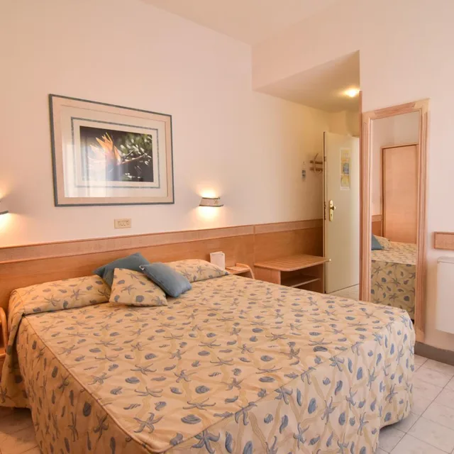 غرفة بسرير مزدوج أو سريرين منفصلين، Aurora Hotel & Suites Sul Mare 3/7