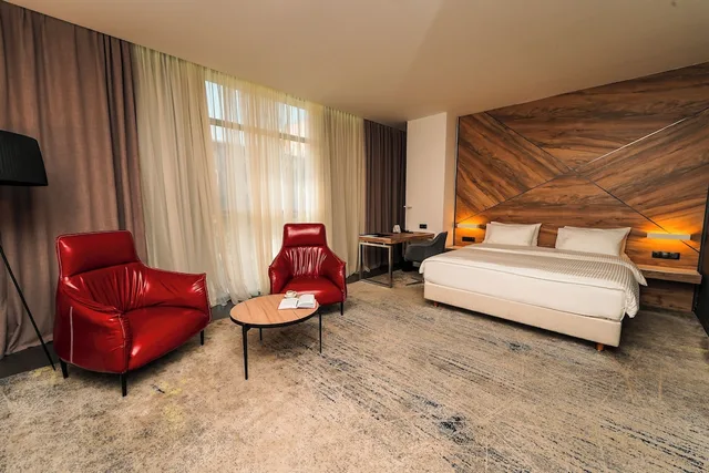 غرفة ديلوكس بسرير كينج، Messier 53 Hotel Yerevan 2/4