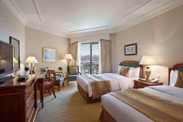 غرفة تنفيذية بسريرين منفصلين، Sofitel Cairo Downtown Nile 1/3
