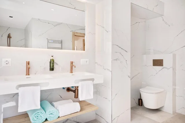 جناح جونيور، Ipanema Beach Hotel 9/10