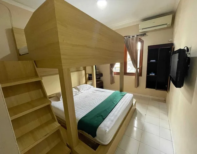 غرفة قياسية رباعية بأسرّة بطابقين، Maliboro Inn Hotel 1/1