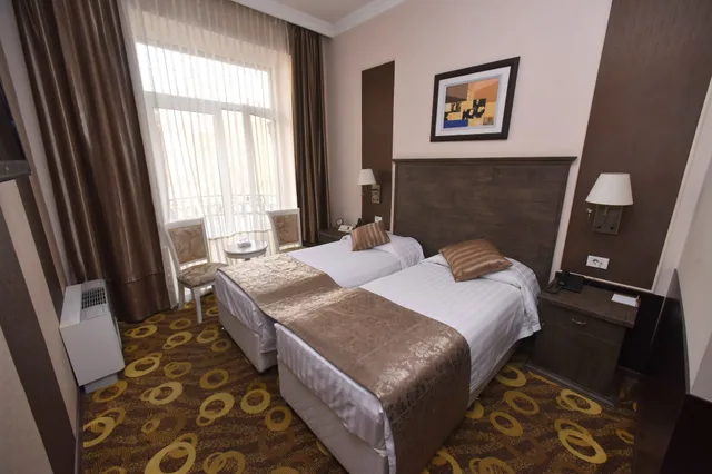 Standard, Twin Beds, IMPERIAL PALACE HOTEL 7/9