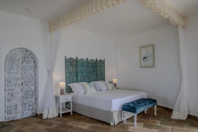 جناح بسرير كينج، Chale Island Resort 3/10