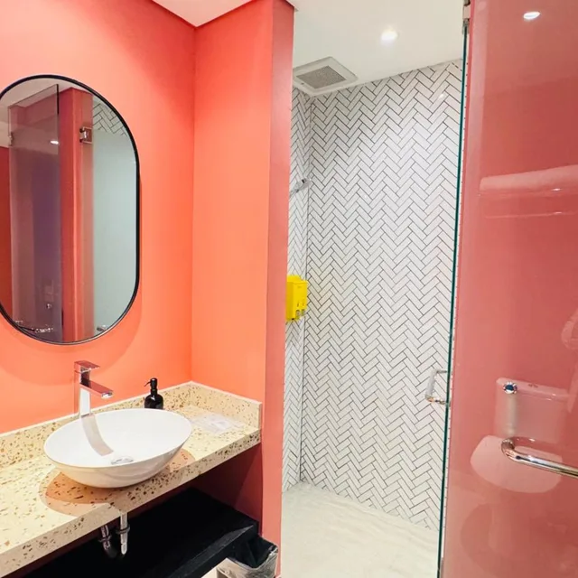 2 Bedrooms, Water Park, Family، Yellow Bee Resort Cililitan 4/6