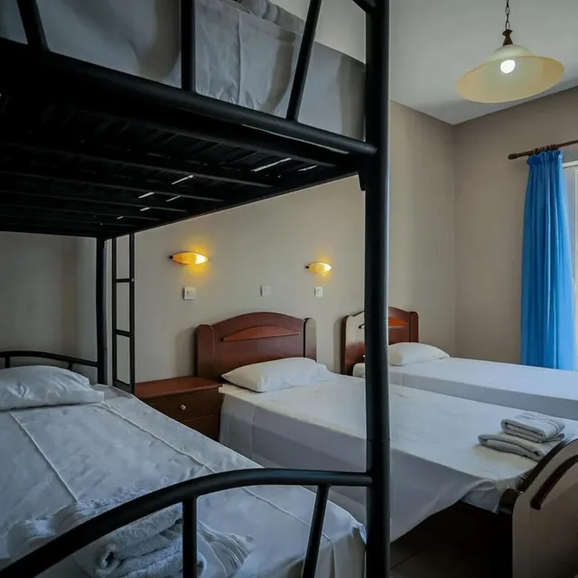 غرفة عائلية، Hotel Perkes Complex 1/4