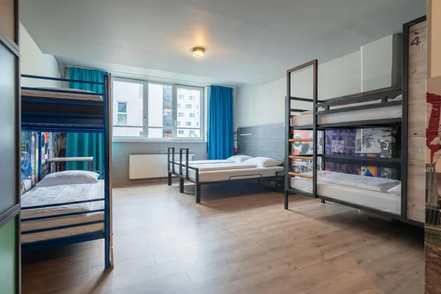 سكن مشترك بستة أسرّة للنساء، a&o Wien Hauptbahnhof 2/3