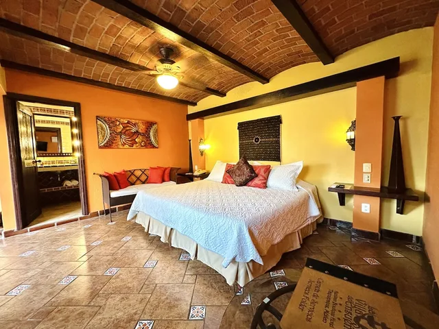 غرفة جونيور بسرير كينج، La Villa Del Ensueno 2/8
