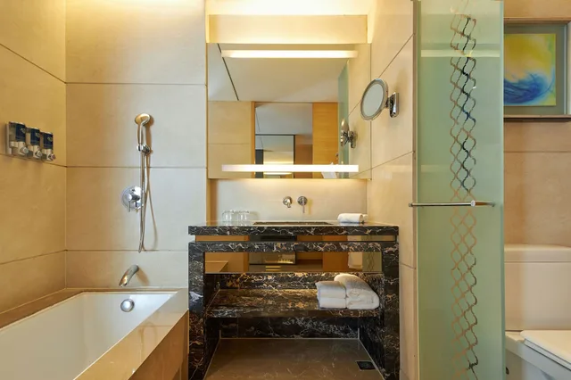 جناح تنفيذي بسرير كينج بغرفة نوم واحدة، Four Points by Sheraton Guangzhou DongPu 5/9