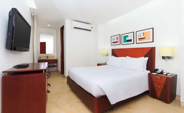 غرفة قياسية بسرير مزدوج، NH Cartagena Urban Royal 3/7