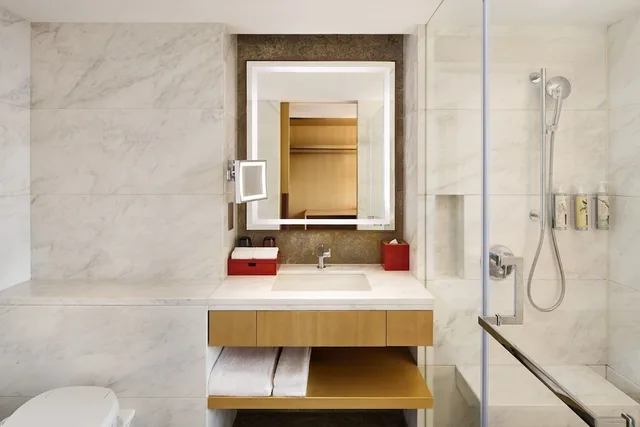 غرفة تنفيذية بسريرين مزدوجين بإطلالة على المدينة، Shanghai Marriott Hotel Hongqiao 3/3