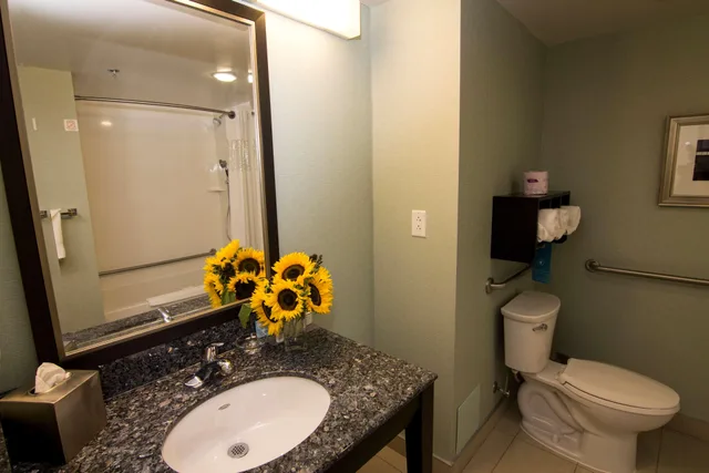 استوديو، Hampton Inn and Suites by Hilton St Johns Airport 2/2