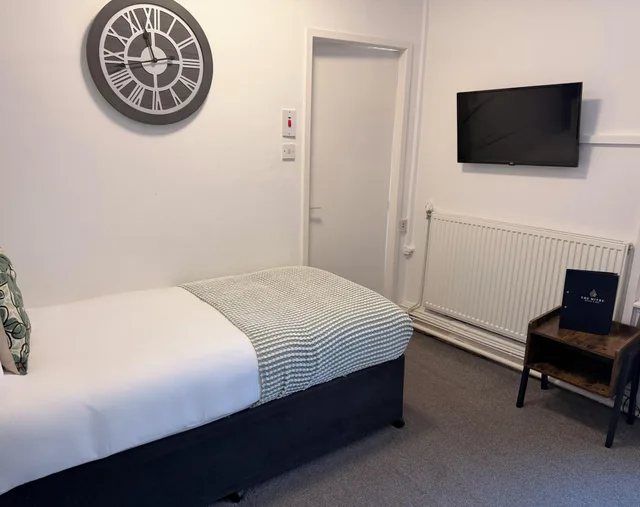 غرفة قياسية مفردة، The Mitre Hotel 5/17