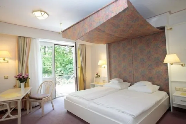جناح فاخر بسرير كوين بغرفة نوم واحدة بجاكوزي، Ringhotel Fahrhaus 1/4