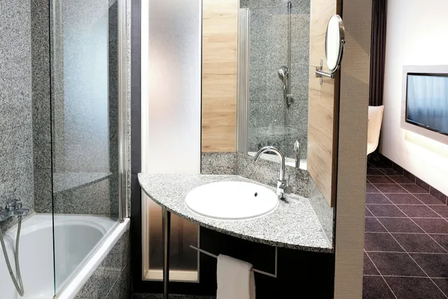 غرفة قياسية بسريرين منفصلين، FOUR POINTS FLEX by Sheraton Ratingen Dusseldorf Airport 6/10