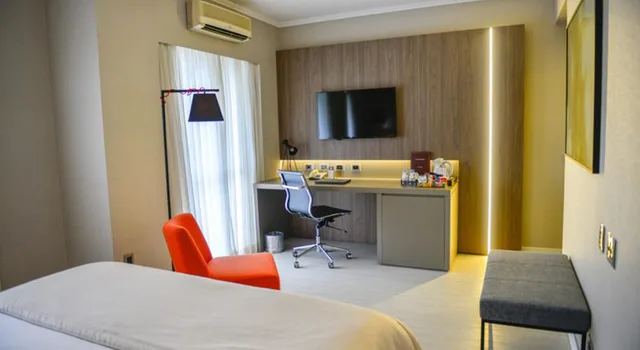 luxo queen non smoking، Clarion Hotel Faria Lima 3/3