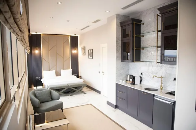 Room, 2 Double Beds, Hill View، Hilly Hotel 4/4