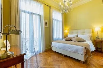 غرفة مريحة بسرير مزدوج بشرفة، Sweet Home Hotel 1/1