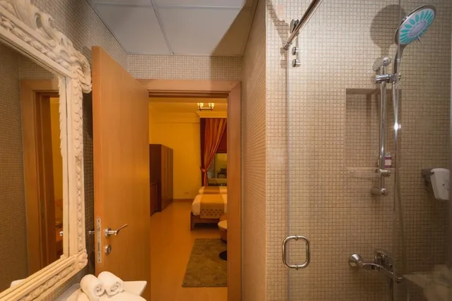 غرفة تنفيذية بسرير كوين، Al Safir Tower 4/4