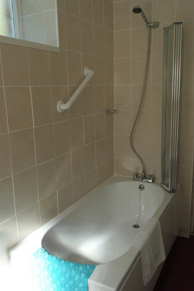 غرفة عائلية بسرير مزدوج وسرير فردي وسرير بطابقين، Trimstone Manor Country House Hotel 4/5