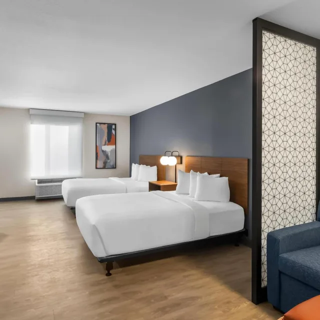 غرفة رباعية بسريرين كوين، Everhome Suites Clarksville Ft. Campbell Area 3/10
