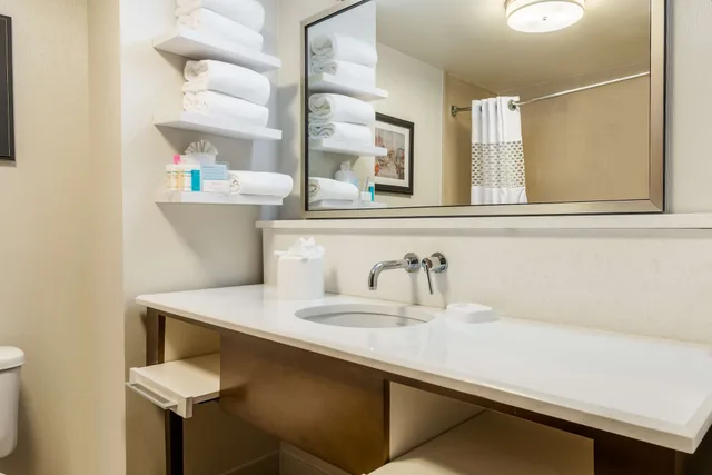جناح بسرير كينج، Hampton Inn Coventry - Warwick Area 2/3