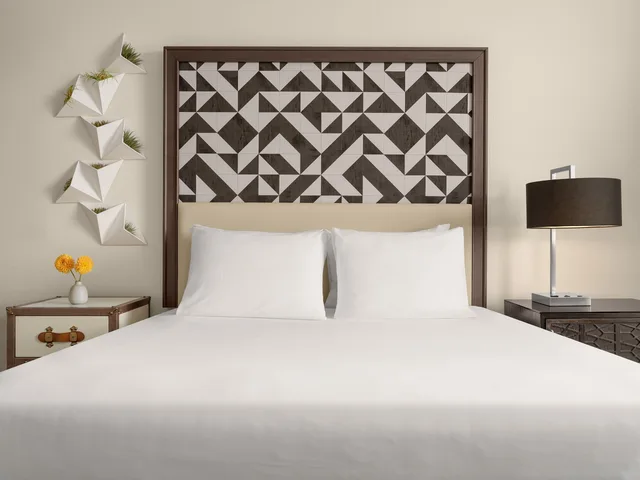 غرفة قياسية بسرير كوين بإطلالة على المدينة، Hotel Spero 2/3