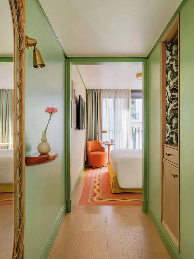 Comfort, Double Bed, City View, La Fantaisie 2/3