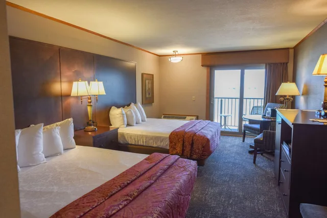 جناح بسرير كوين، Best Western Plus Dockside Waterfront Inn 1/4