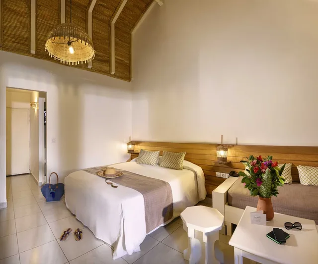 غرفة كلوب بسرير كوين بإطلالة على الحديقة بشرفة، Le Saly Hotel Et Hotel Club Les Filaos 2/3