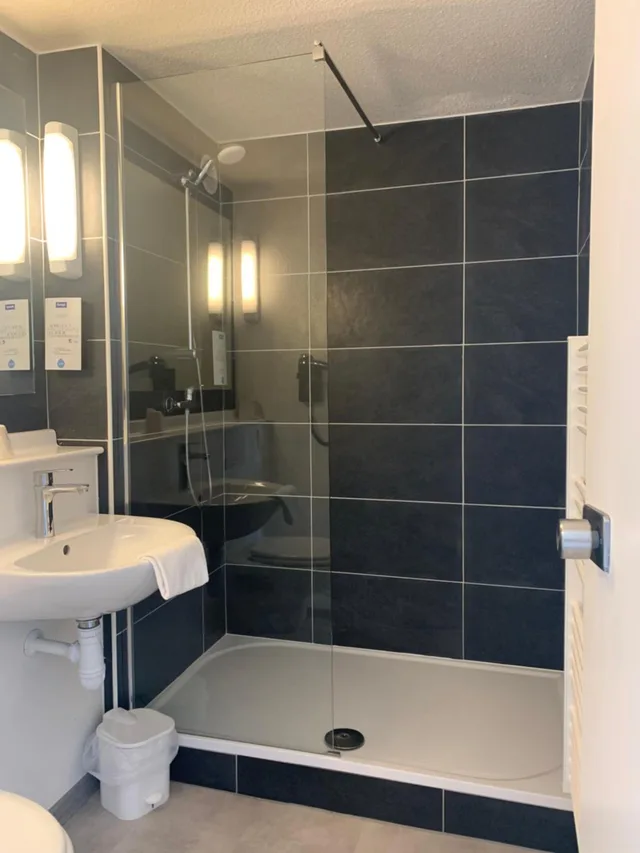 غرفة بسرير مزدوج، Kyriad Chateauroux - Saint Maur 7/7