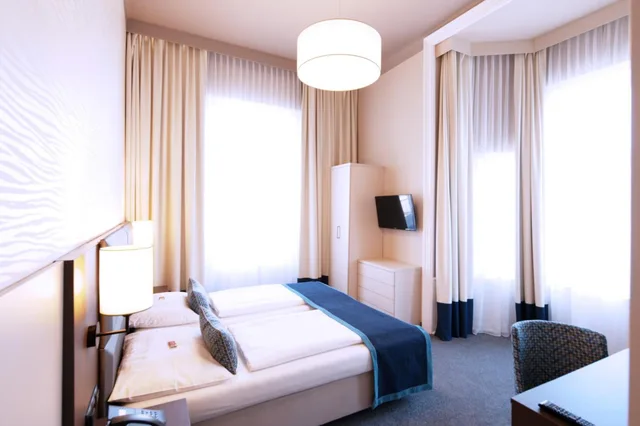 غرفة سوبيريور بسرير مزدوج، HOTEL DREI KRONEN VIENNA CITY 2/10