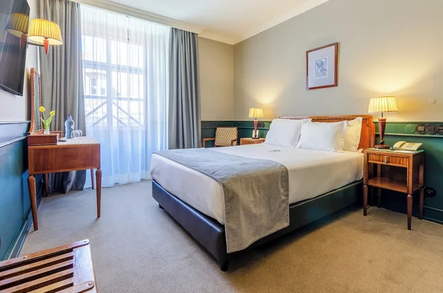 غرفة قياسية بسرير مزدوج أو سريرين منفصلين، Metropole Hotel Lisbon 1/10