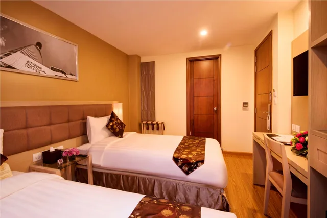 غرفة بريميوم بسريرين منفصلين، GK Central Hotel 3/10