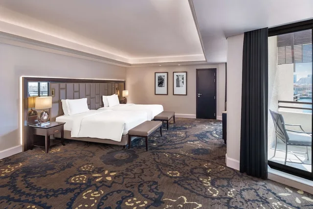 Junior Suite, 2 Queen Beds, Creek View, Balcony, Lounge Access، Radisson Blu Deira Creek 1/2